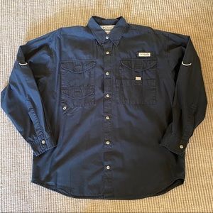 Men’s Columbia Medium Black Fishing Shirt PFG